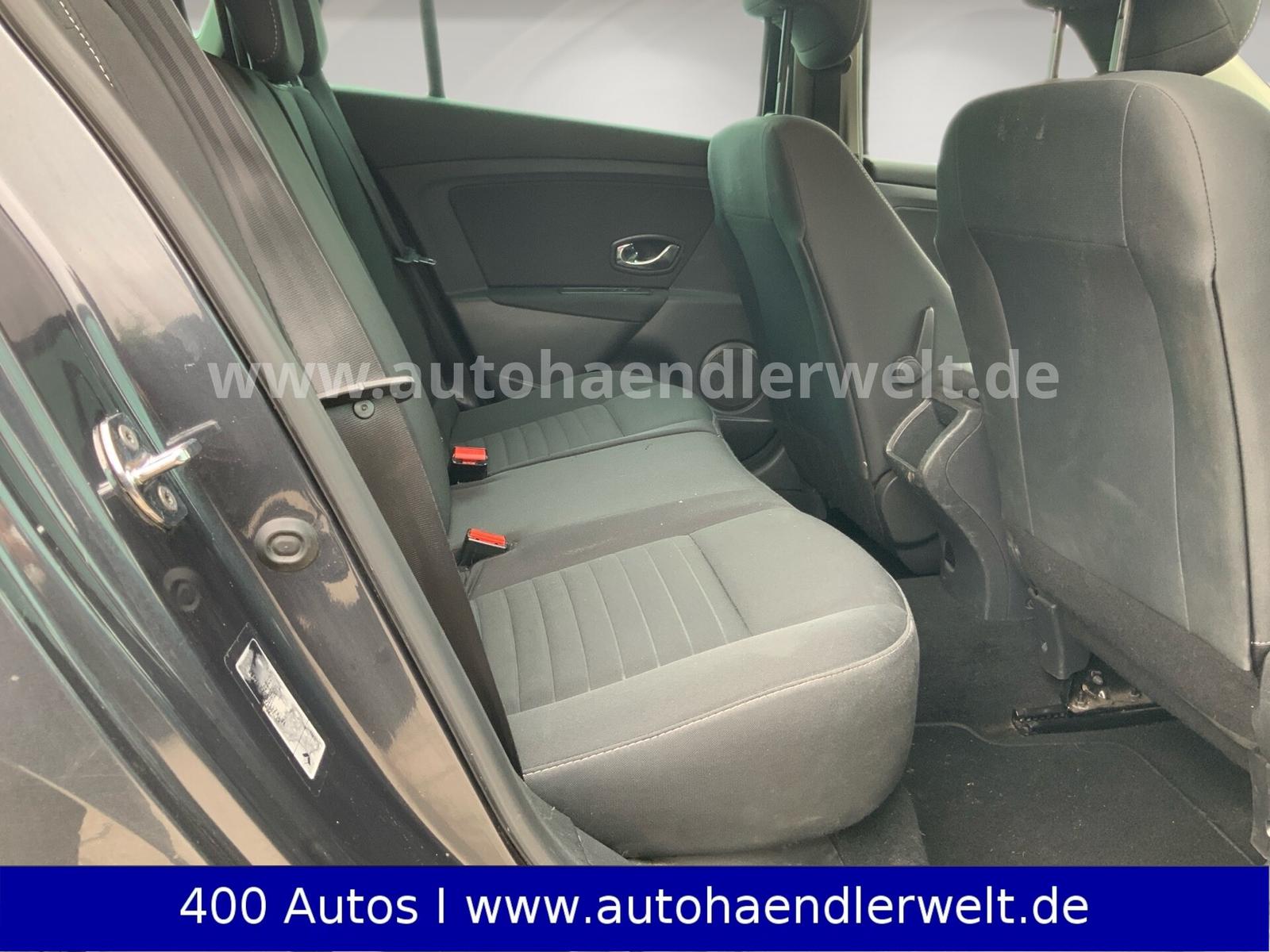Renault Megane 2015 — photo 12