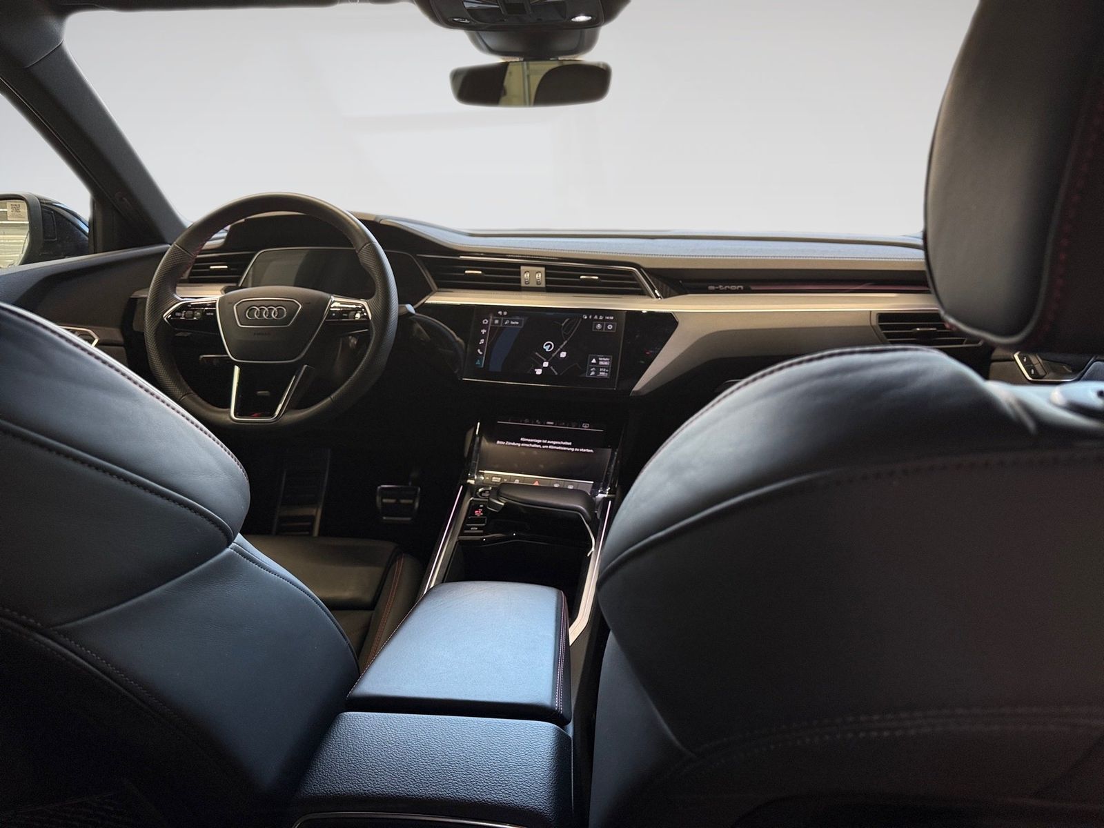 Audi Q8 e-tron - Bild 11