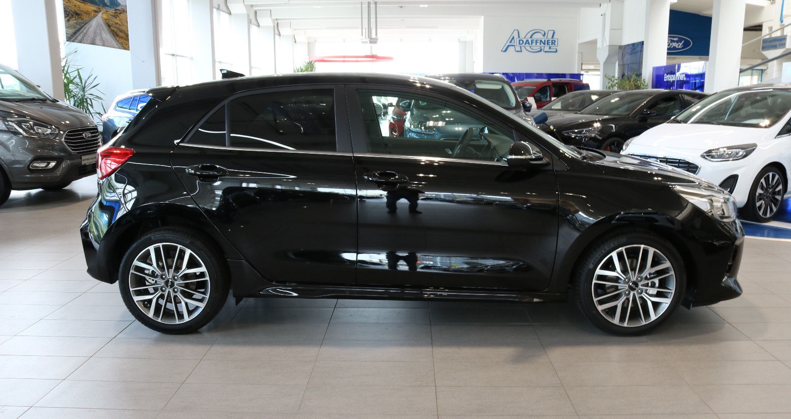 Fahrzeugabbildung Kia Rio GT Line Deutsches Modell 7 Jahre Garantie