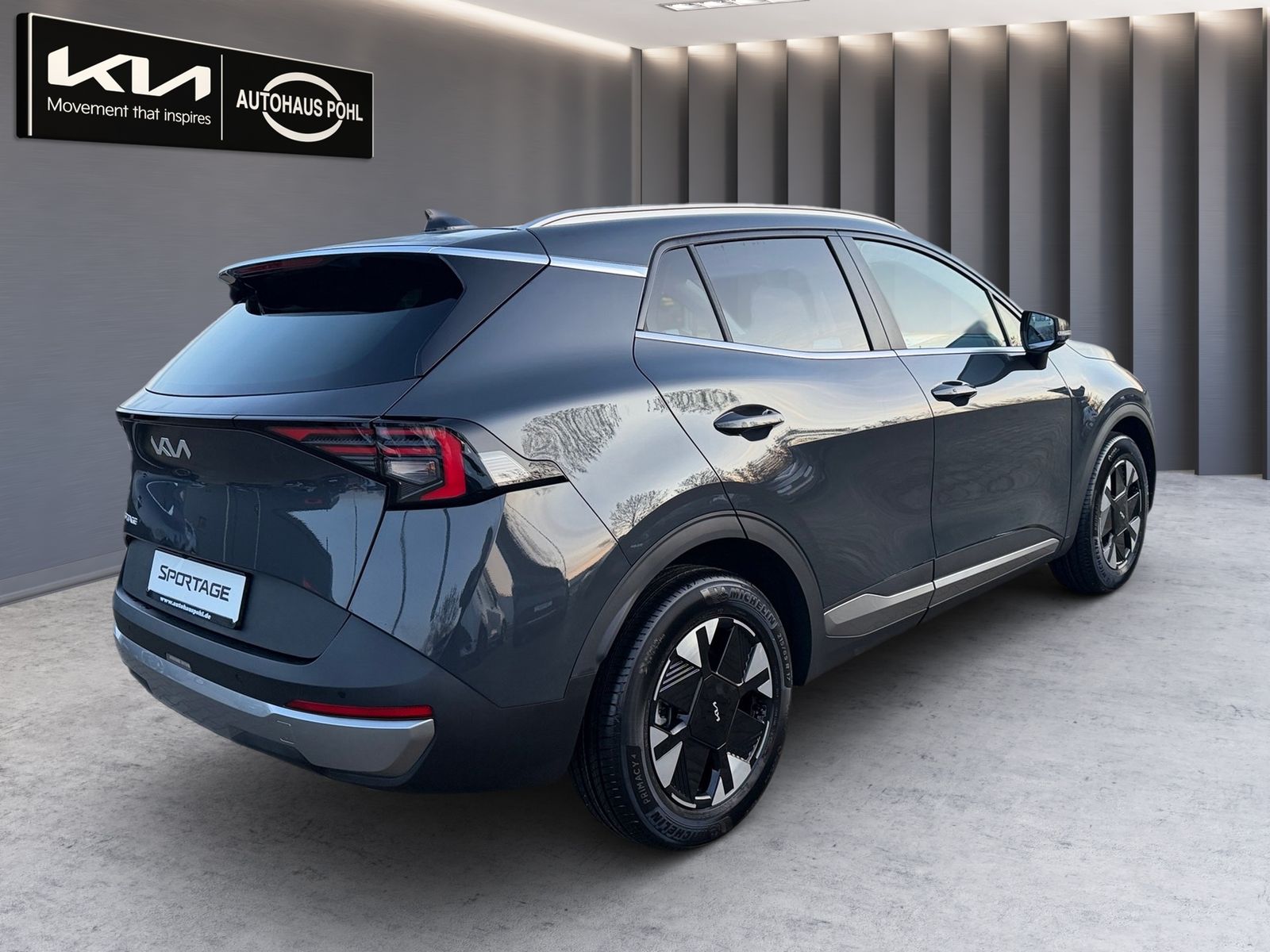 Fahrzeugabbildung Kia SPORTAGE 1.6T 2WD DCT Vision KOM Facelift