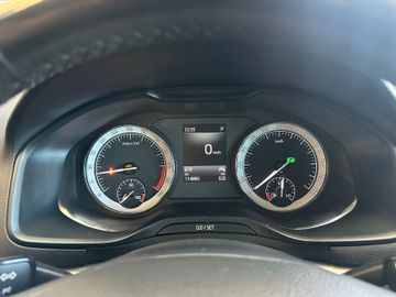 MYAUTOCENTER – Gebraucht- und Jahreswagen mit Werkstattservice in Pfaffenhofen Skoda Karoq*KEYLESS*StHZ(VH)*2-ZONEN*ACC*LED*CARPLAY*