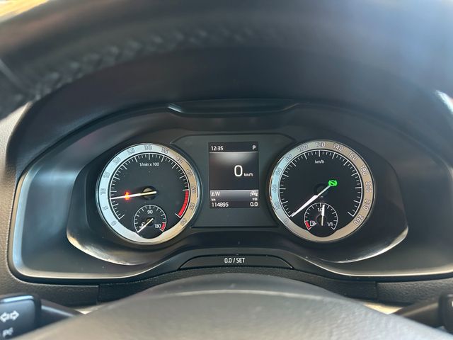 MYAUTOCENTER – Gebraucht- und Jahreswagen mit Werkstattservice in Pfaffenhofen Skoda Karoq*KEYLESS*StHZ(VH)*2-ZONEN*ACC*LED*CARPLAY*