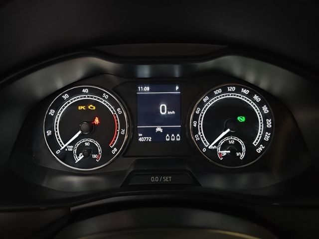 Fahrzeugabbildung SKODA Kamiq 1.0 TSI DSG Ambition LED AHK KLIMA SHZ