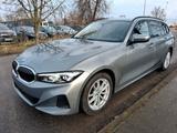BMW 318d Touring Auto/LED/CAM/NAVI/PDC/ - BMW 318: Kombi, Auto 318d