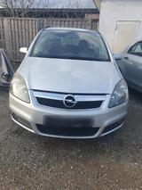 Opel Zafira B Tüv neu - Opel Zafira Gebrauchtwagen in Lübeck
