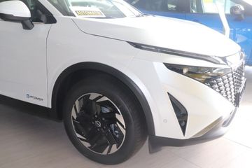 Fotografie 14 des Nissan Qashqai 1.5 VC-T e-Power N-Connecta