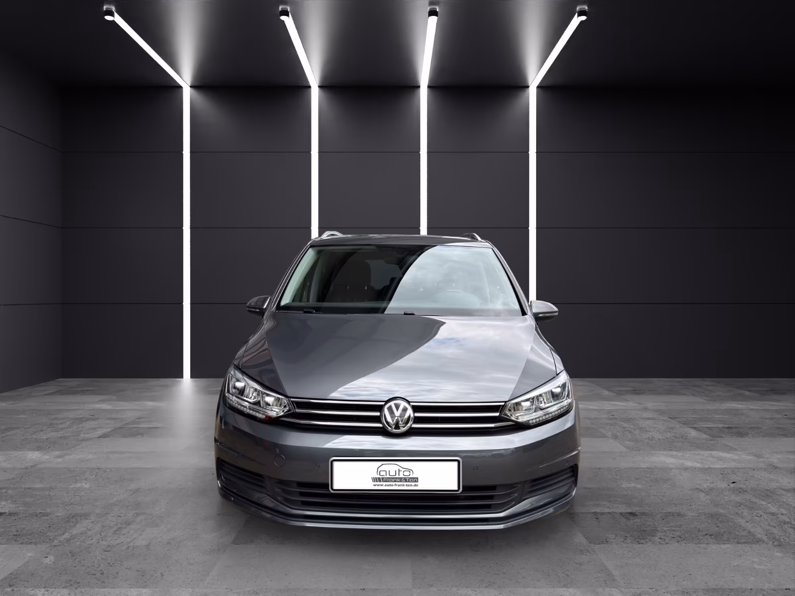Volkswagen Touran Comfortline/1.Hand/7Sitzer/Massage/Navi