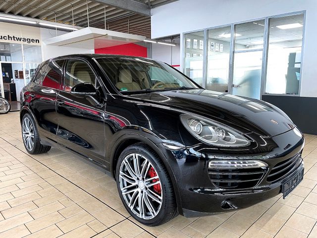 Porsche CAYENNE 3.0D *NAVI+LEDER-BEIGE+PANORAMA+21'