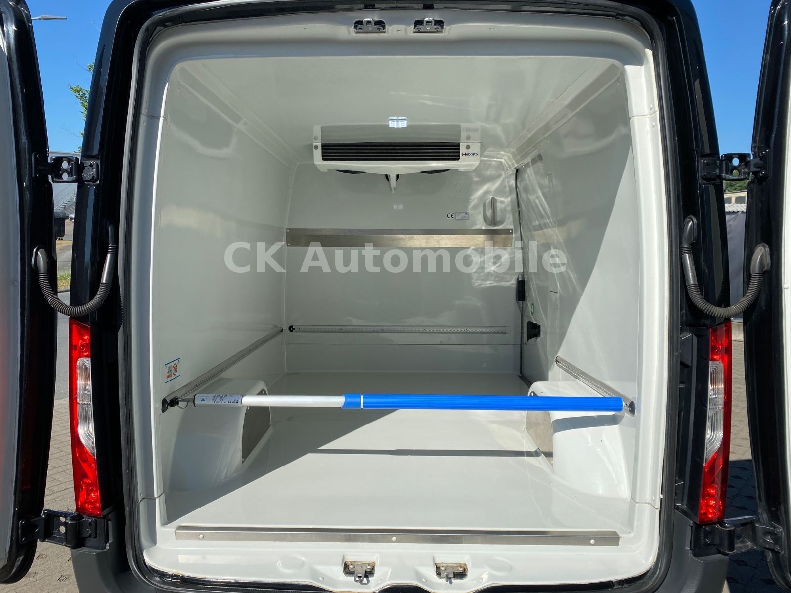 Fahrzeugabbildung Mercedes-Benz Sprinter III Kühlkasten 317CDI/Navi/LED/360°Kam