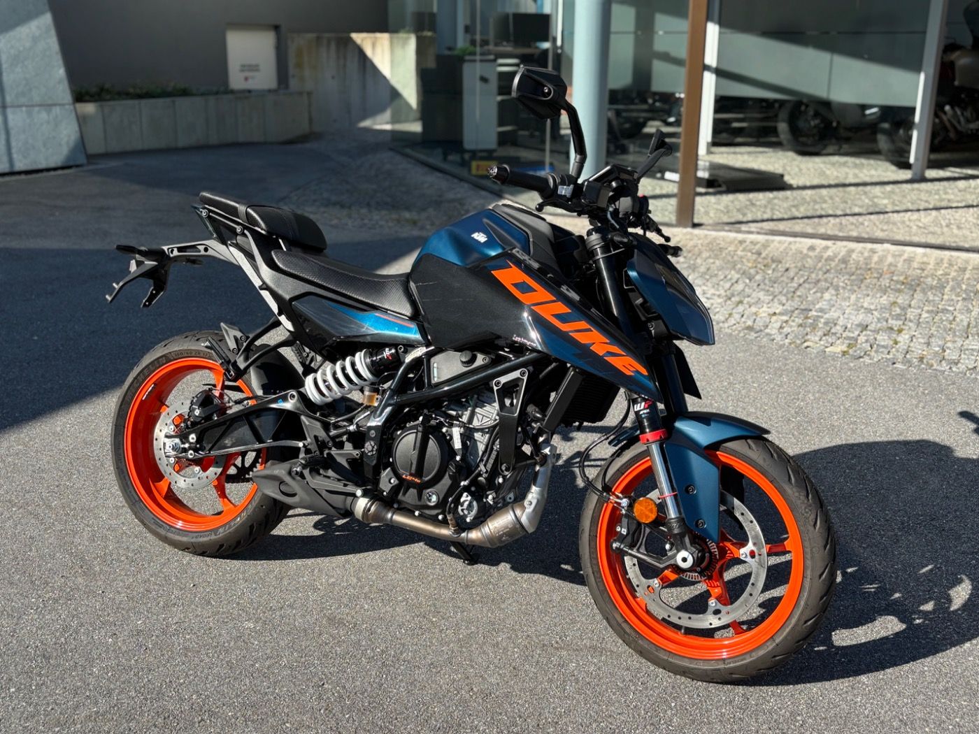 Fahrzeugabbildung KTM 125 Duke Modell 2025