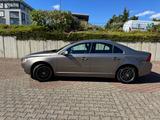 Volvo S80 V8 AWD Prins LPG-Gasanlage - Volvo S80 mit Benzin-Antrieb: Limousine, Awd
