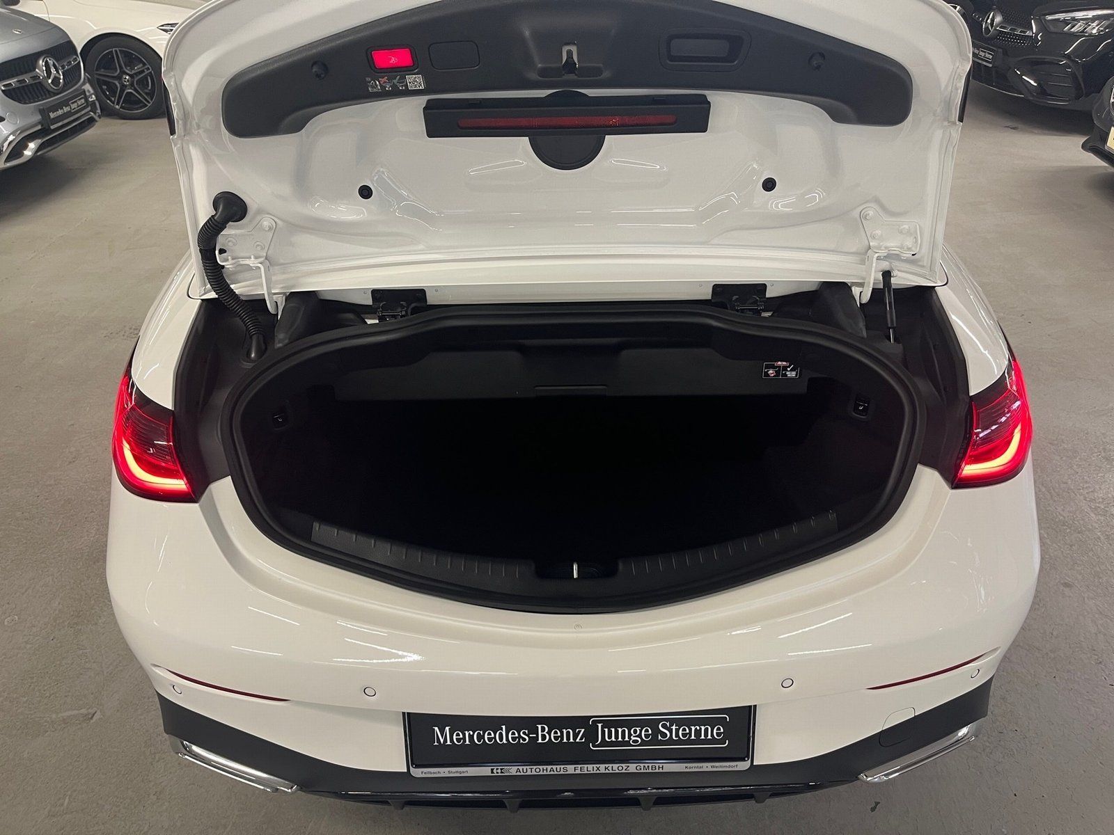 Fahrzeugabbildung Mercedes-Benz CLE 220 d AMG+ Cabrio*Beige*360*HeadUp*Totwink*