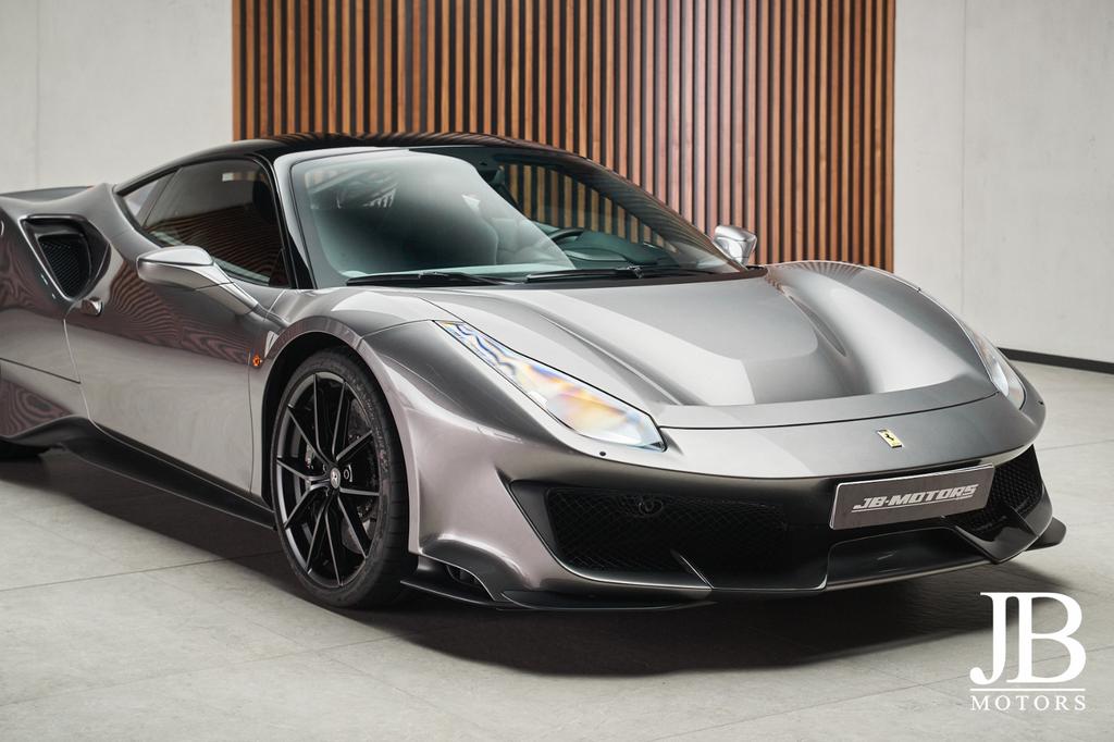 Ferrari 488 Pista