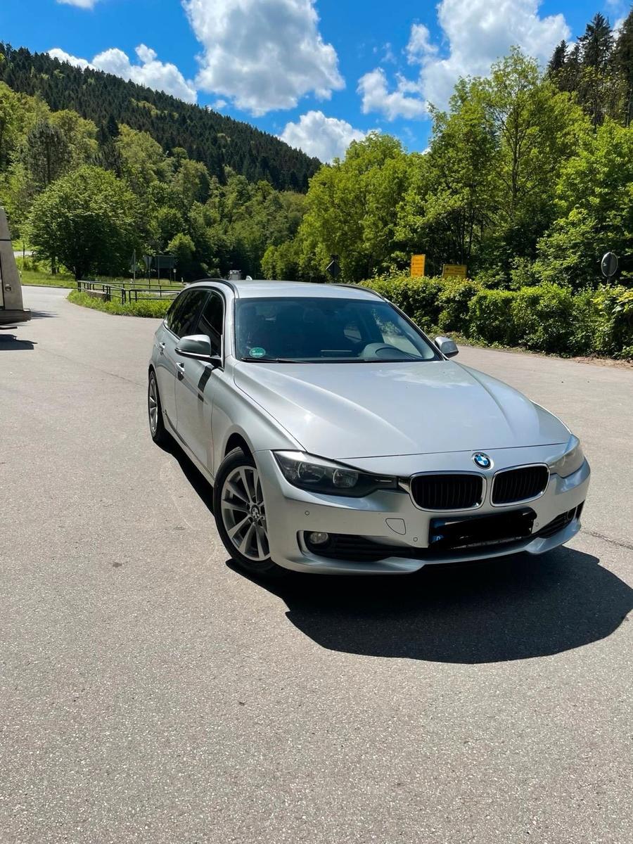 BMW 320 2013 — photo 8