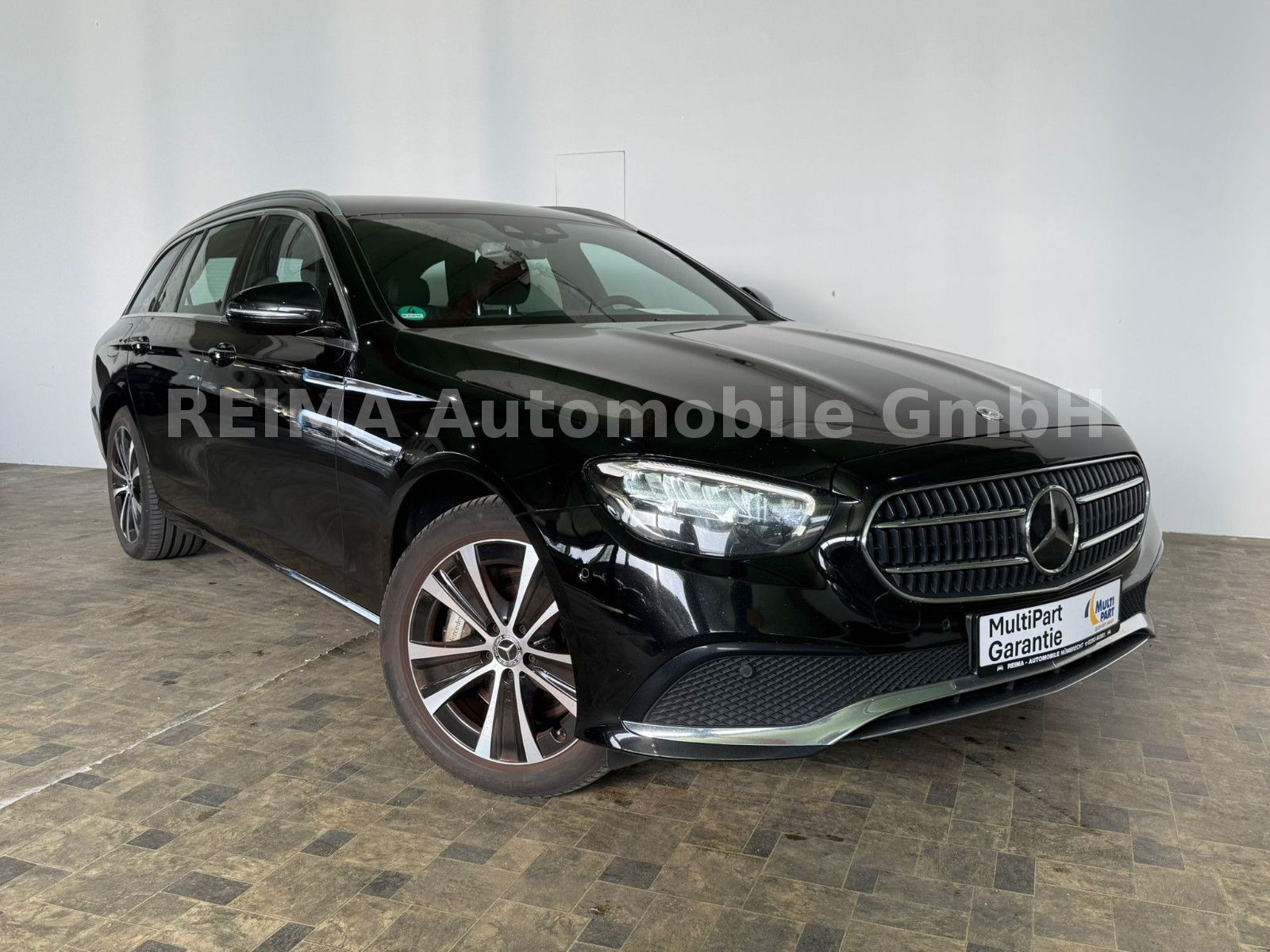 Fahrzeugabbildung Mercedes-Benz E 300 de T 4Matic,