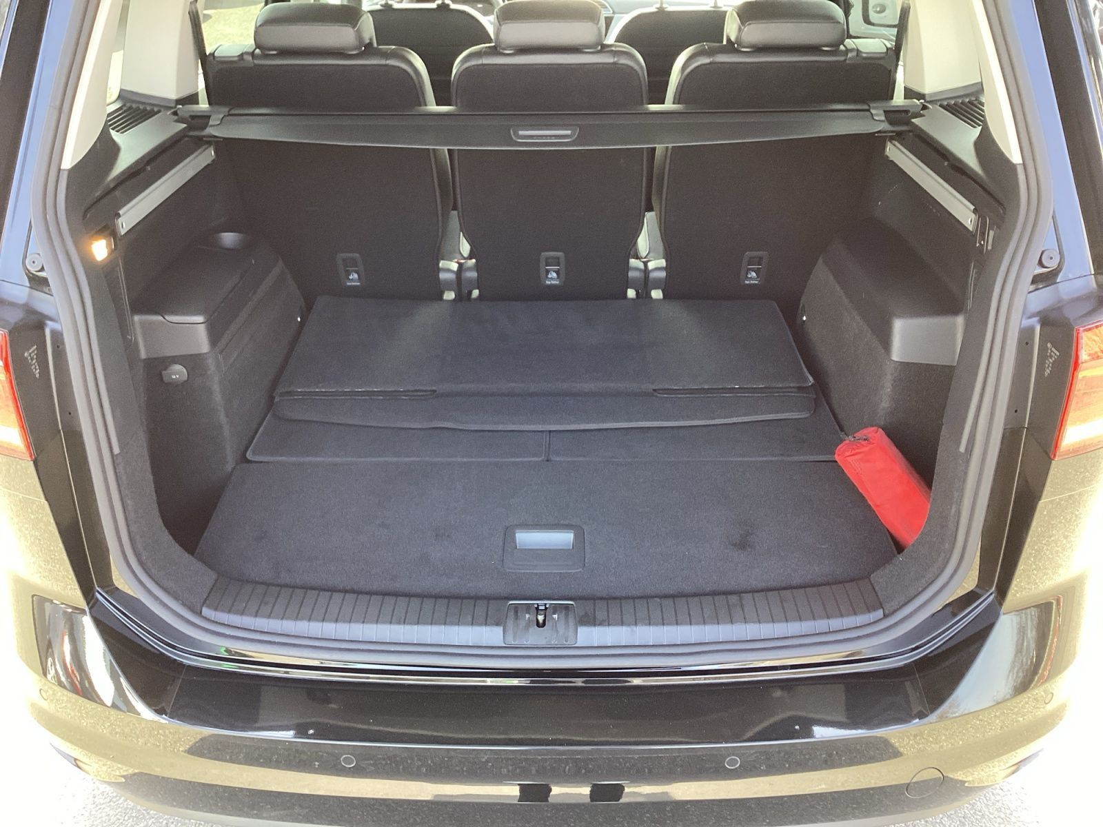 Volkswagen Touran - Bild 12