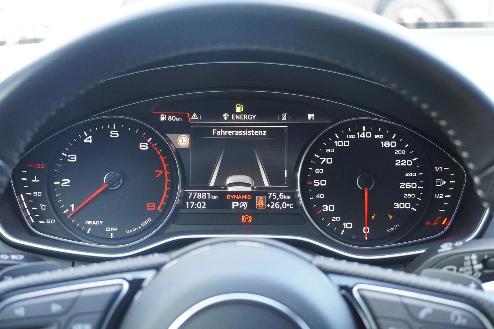 Audi A4 2.0 TFSI S-tronic S-Line LED ACC Navi Kamera