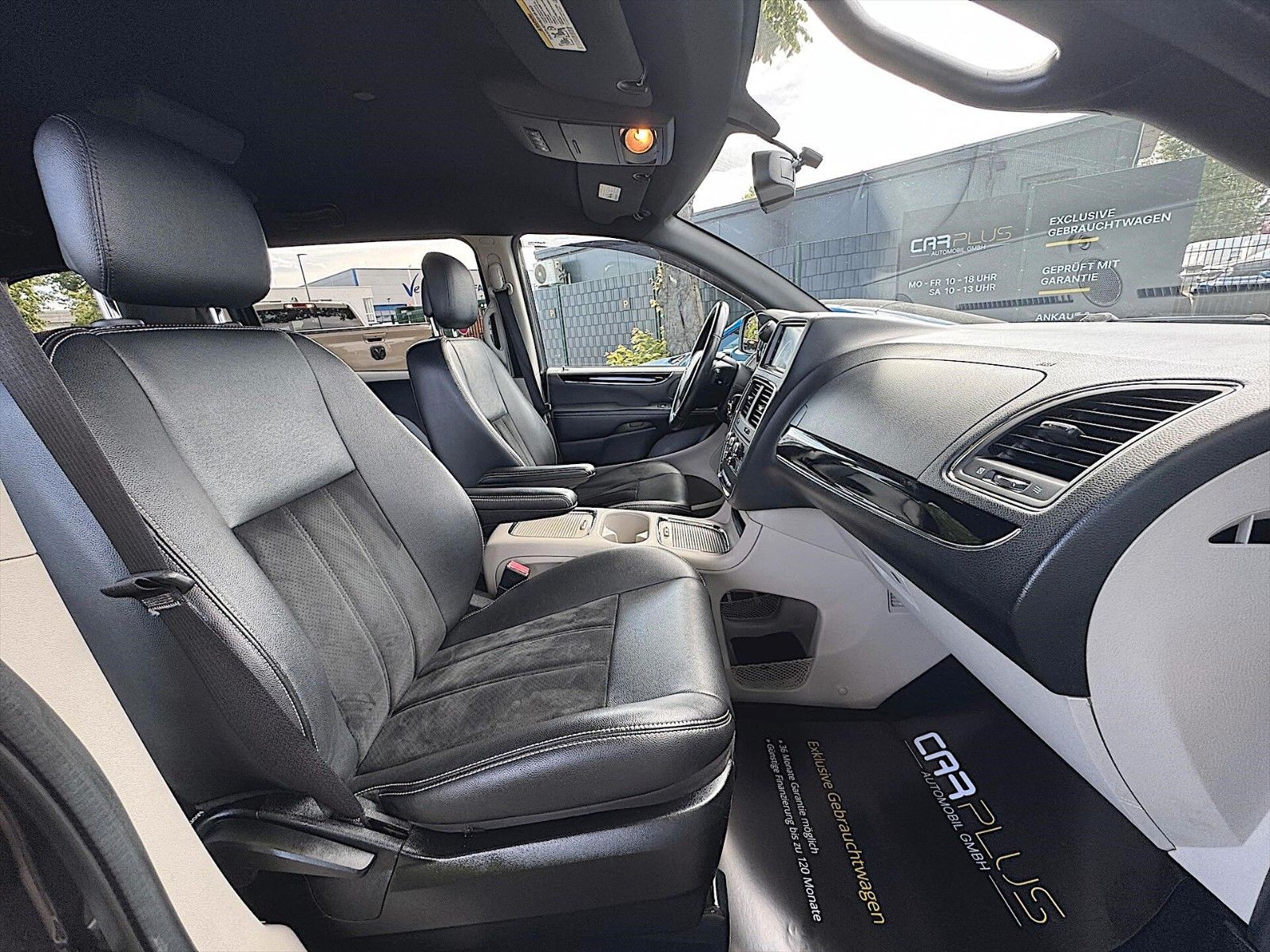 Fahrzeugabbildung Dodge Grand Caravan 3.6 V6 *7 Sitze*Kamera*CarPlay*