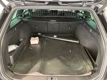 Volkswagen Passat Variant - 12