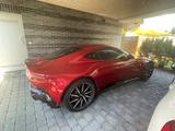 Aston Martin V8 Vantage 4.0 V8 - Traumwagen Vollausstattung - Aston Martin V8 Vantage von privat