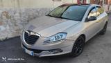 Lancia Delta 1.6 MJT DPF 105 CV Gold - Lancia Delta mit Panoramadach