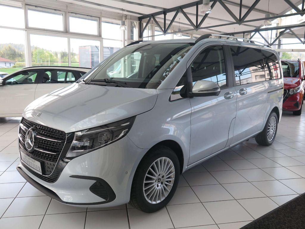 Mercedes-Benz V 220