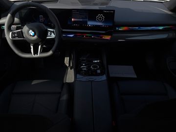 BMW 520d xDrive Touring M Sportpaket Head-Up DAB