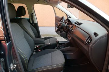 Fahrzeugabbildung SKODA Fabia Soleil, LED, Navi, PDC vo.+hi