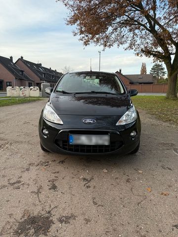 Ford KA RU8 Titanium Edition 2013  94.450...