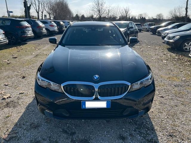 BMW Bmw 320 320d 48V Touring Business Advantage