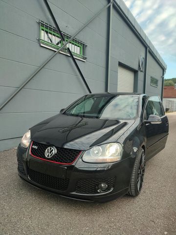 Volkswagen VW Golf 5 GTI Pirelli Edition