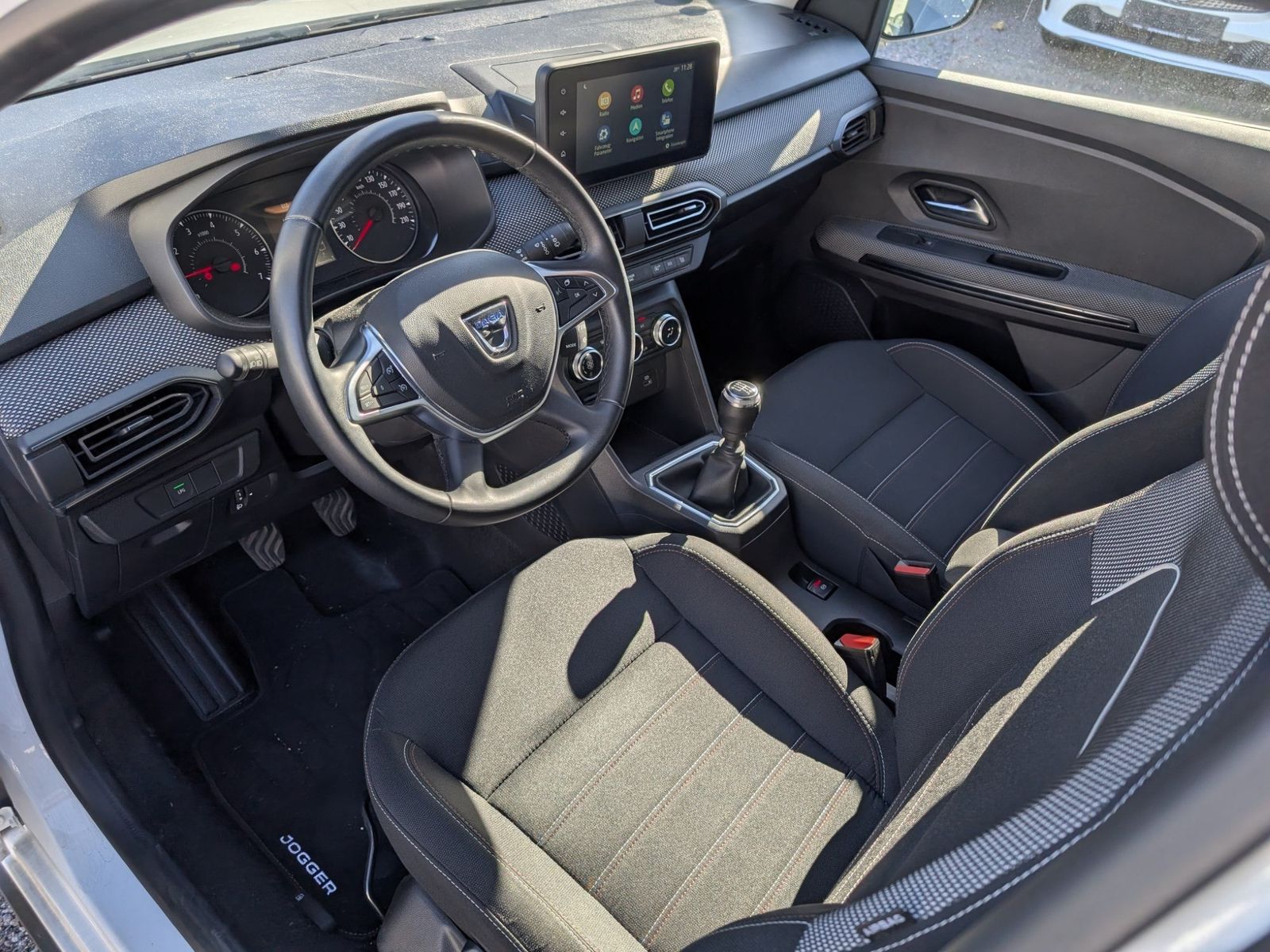 DACIA Jogger  Eco-G 100 Extreme+ AHK Navi SHZ – Bild 37