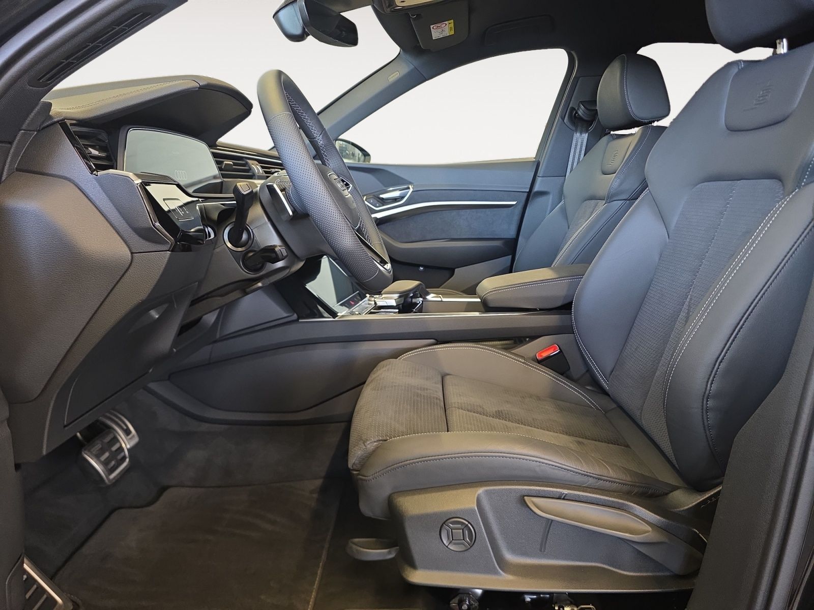 Audi Q8 e-tron - Bild 10
