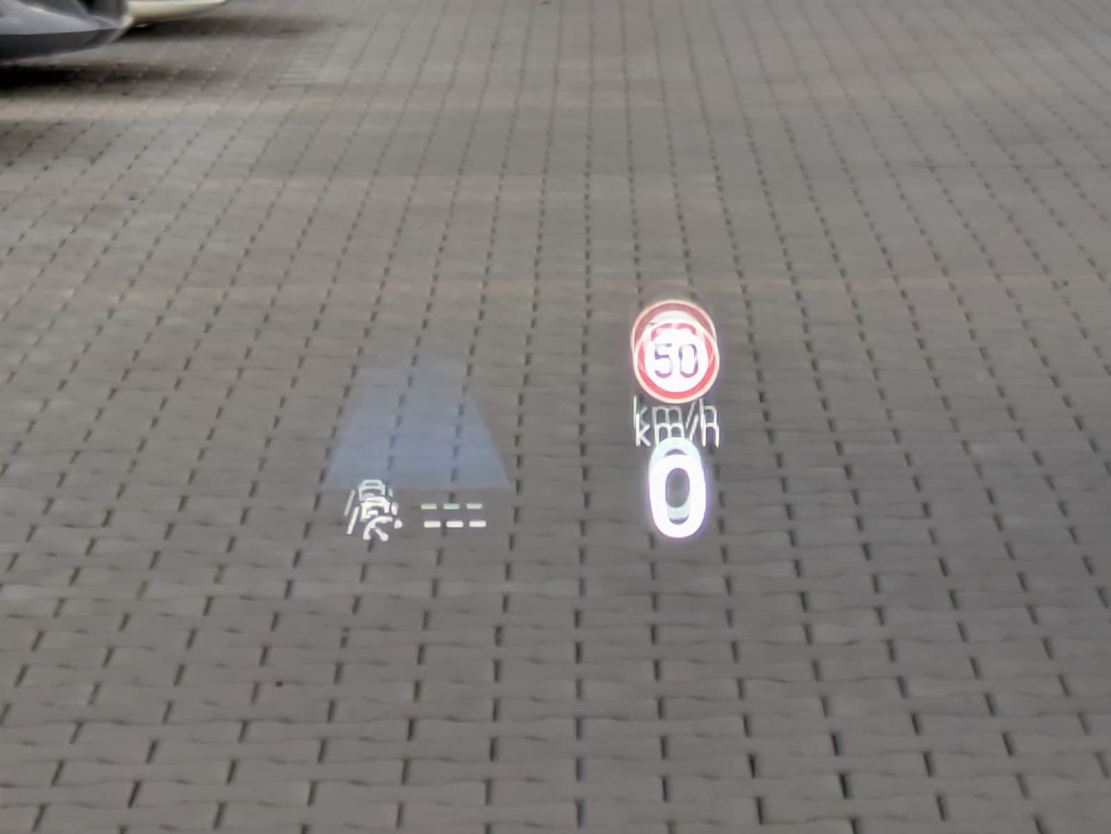 Fahrzeugabbildung Volkswagen Tiguan 2.0 TDI 4M R-Line PANO*H&K*AHK*MATRIX*20"