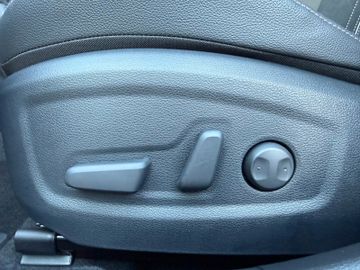 Kia XCeed 1.6T GT-Line 180 DCT7 Glasdach Navi Kamera