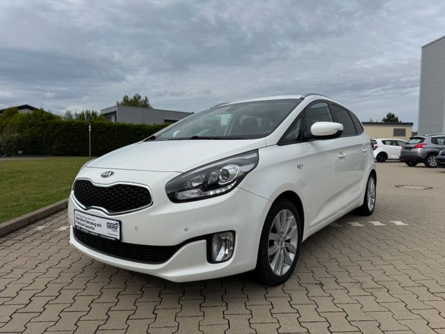 Kia Carens Dream Team