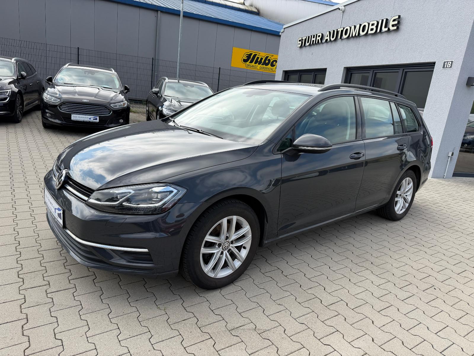 Volkswagen Golf VII Variant 1.5 Aut. Navi LED PDC SHZ 2.Ha