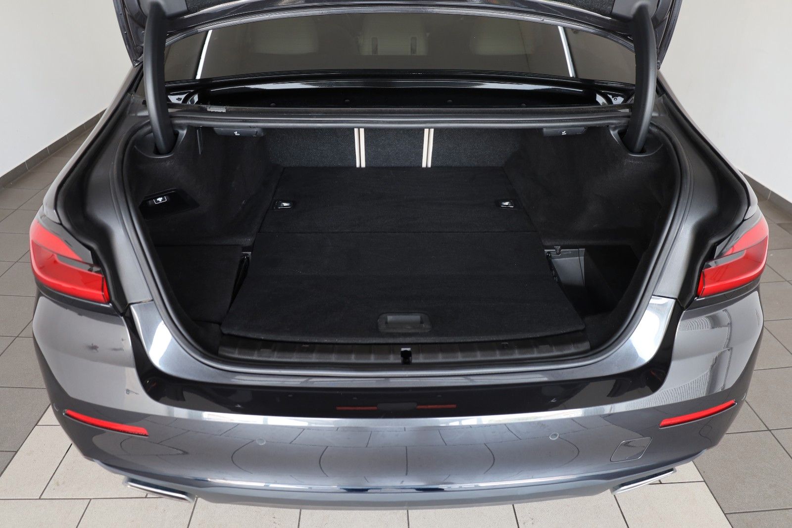 Fahrzeugabbildung BMW 530 e Limousine,Leder,Navi,LED,SH,Kamera,Carplay