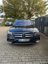 Mercedes-Benz E 400 4MATIC T AMG Line Autom. AMG Line - Mercedes-Benz E 400 von privat
