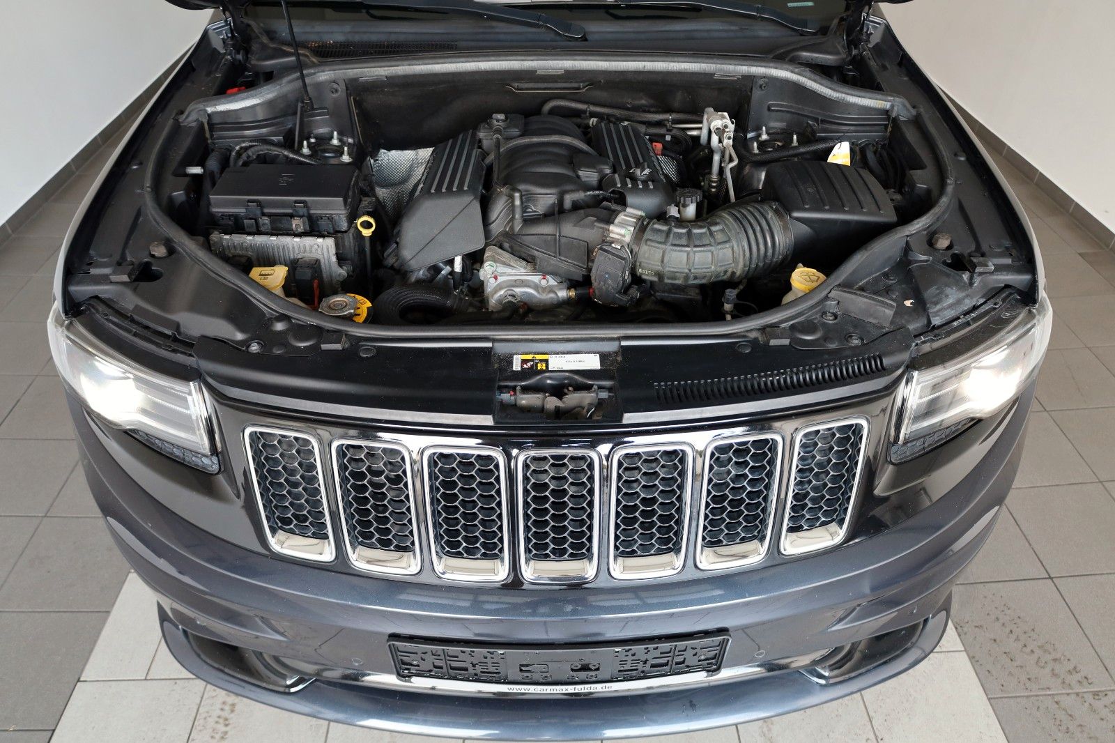 Fahrzeugabbildung Jeep Grand Cherokee 6.4 V8 HEMI SRT Leder,Navi,ACC,SH