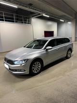 Volkswagen WV Passat B8 2.0 Diesel. Top Zustand!! - Volkswagen Passat: Kombi, W8