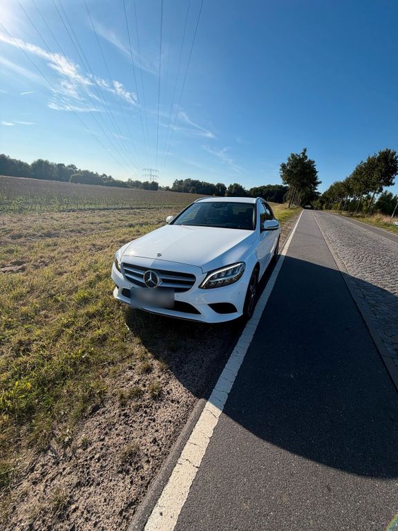 Image of Mercedes-Benz C 220