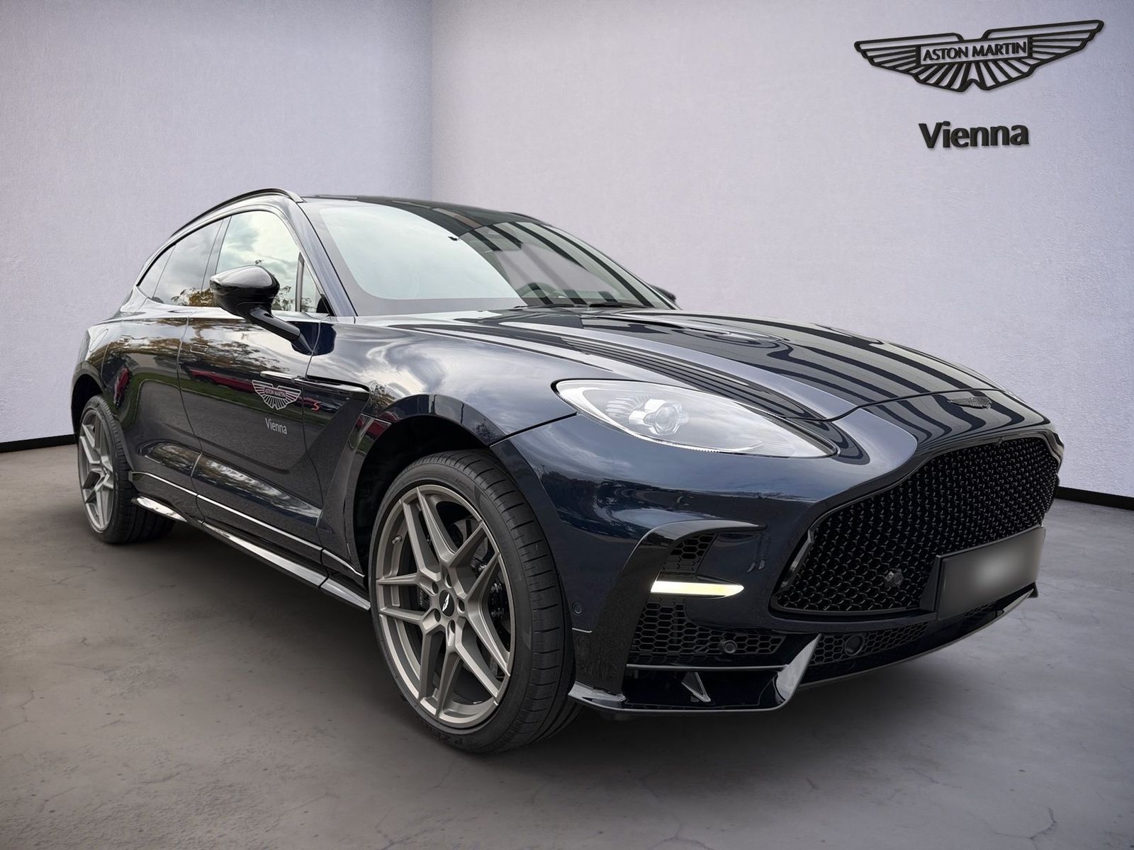 Aston Martin DBX S | Midnight Blue | PANO | 23" imagem 2