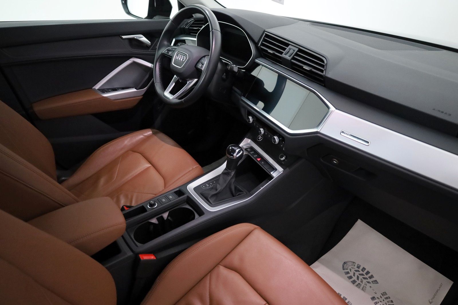 Fahrzeugabbildung Audi Q3 Sportback 35 TDI,Schwarz Pak.,Navi,Leder, AHK