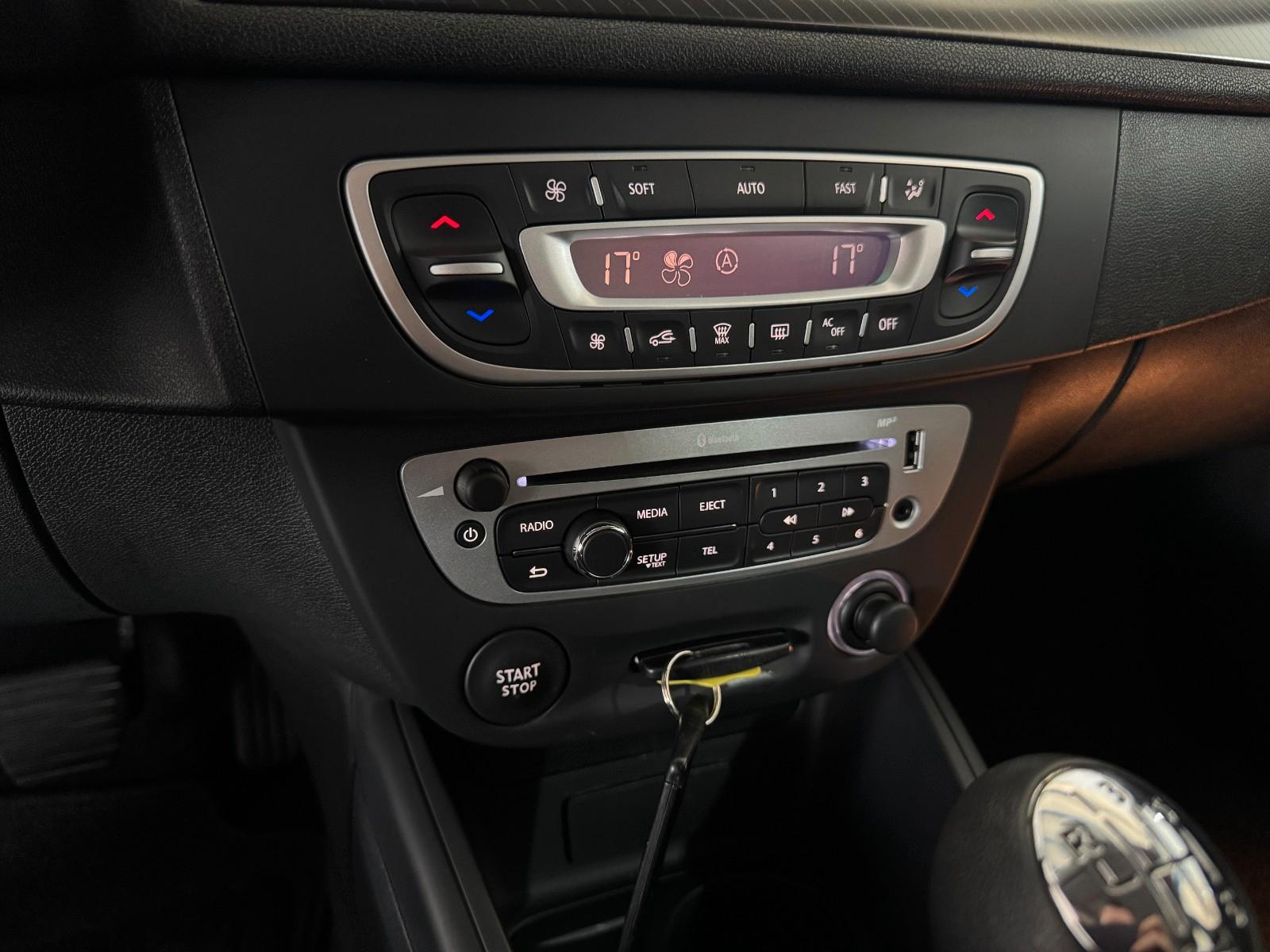 Renault Megane III TCe 115 Grandtour Expression *2.HAND*