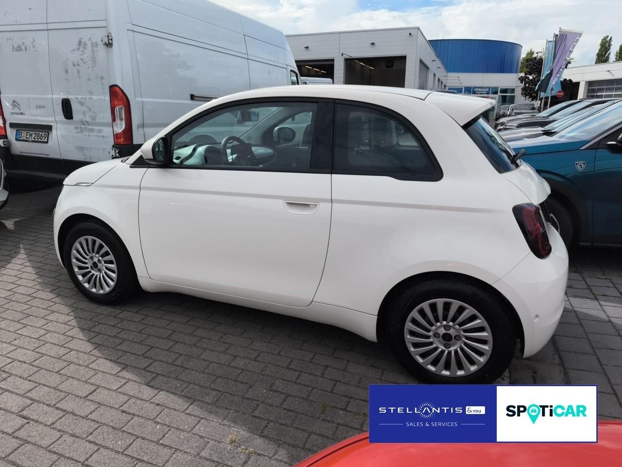 Fiat 500e Base 42 kWh
