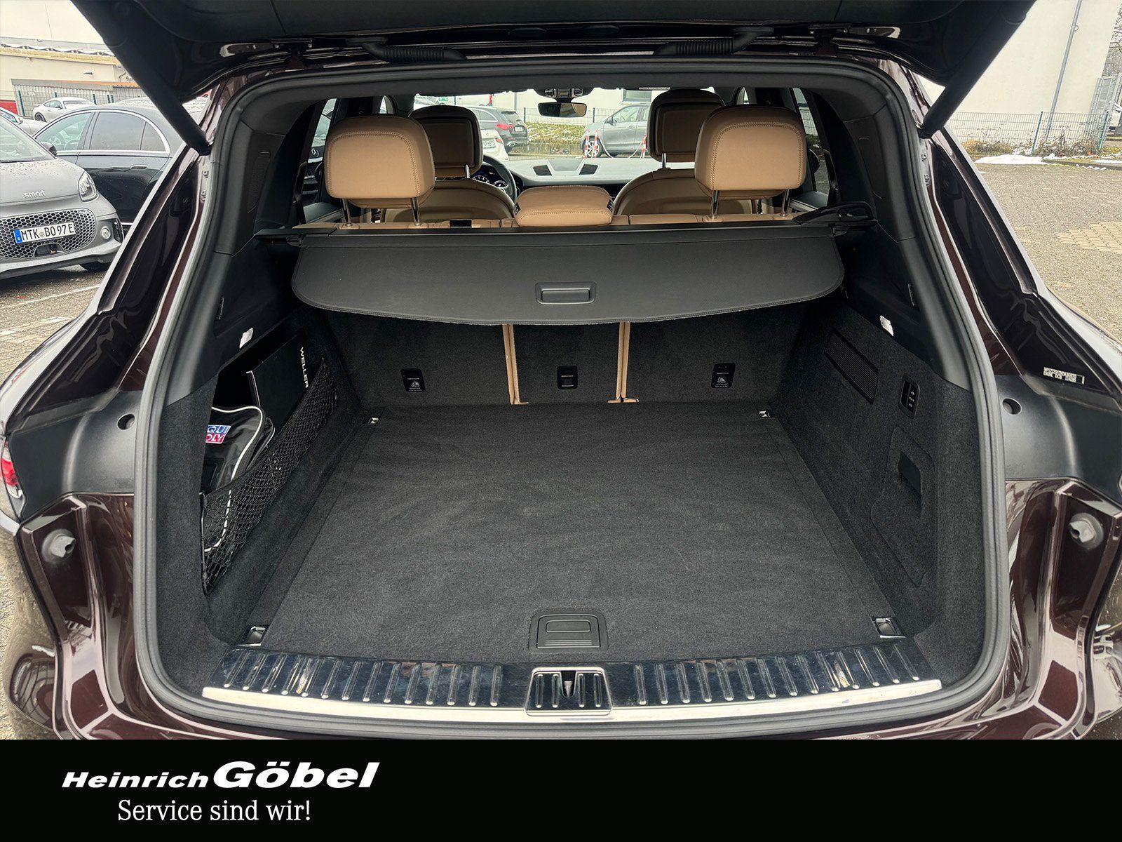 Fahrzeugabbildung Porsche Cayenne OPF 1 Hand PZ SCHECKHEFTGEPFLEGT