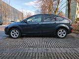 Ford Focus Titanium - Ford Focus aus 2010: Titanium