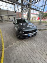 Volkswagen Passat Variant 2.0 TDI 140kW DSG Highline - Volkswagen Passat Variant in Saarbrücken