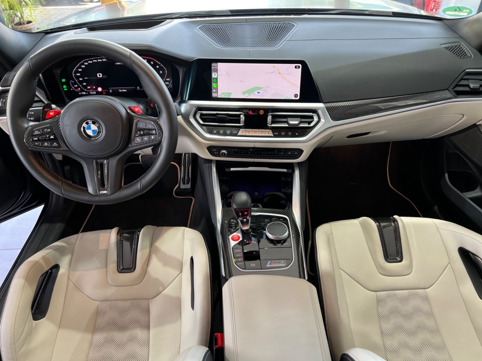Fahrzeugabbildung BMW M3 Lim. xDrive Competition*MATTLACK*SCHALENSITZE